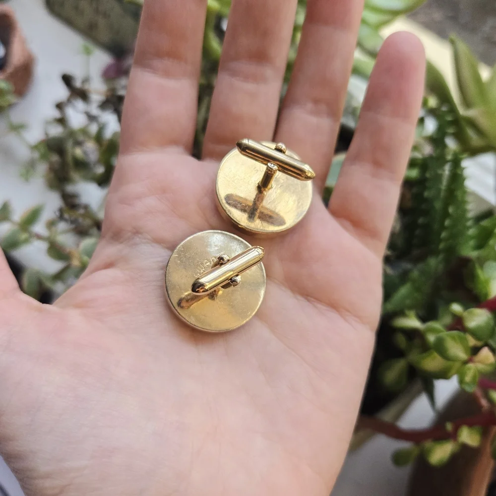 Vintage Swank Gold Mosaic Gemstone Chip Colorful Round Pair of Cuff Links